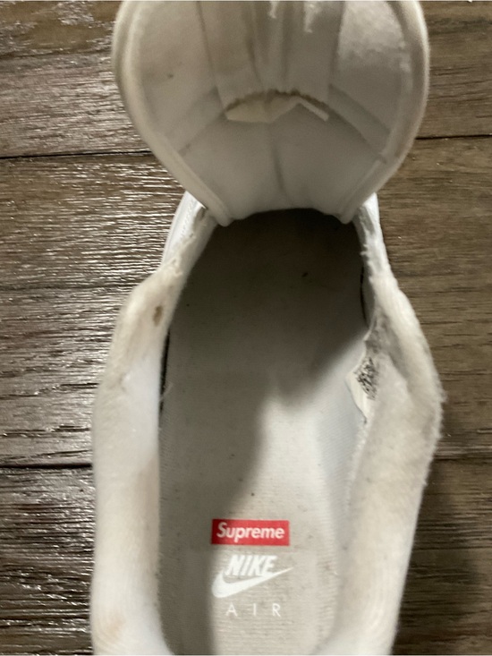 Used nike Air Force 1 White Sneakers with Red Supreme Laces main image 16